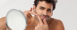 Comment se débarrasser des points noirs du nez ou du menton en toute sécurité ?